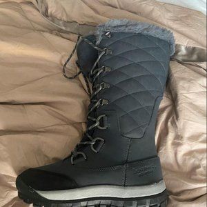 Bearpaw Grey Isabella Boot W7
